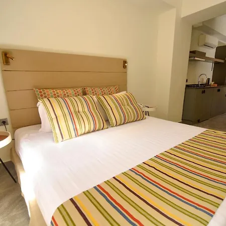 Daire Lovely Garden Flat With Patio Near Hadrian's Gate